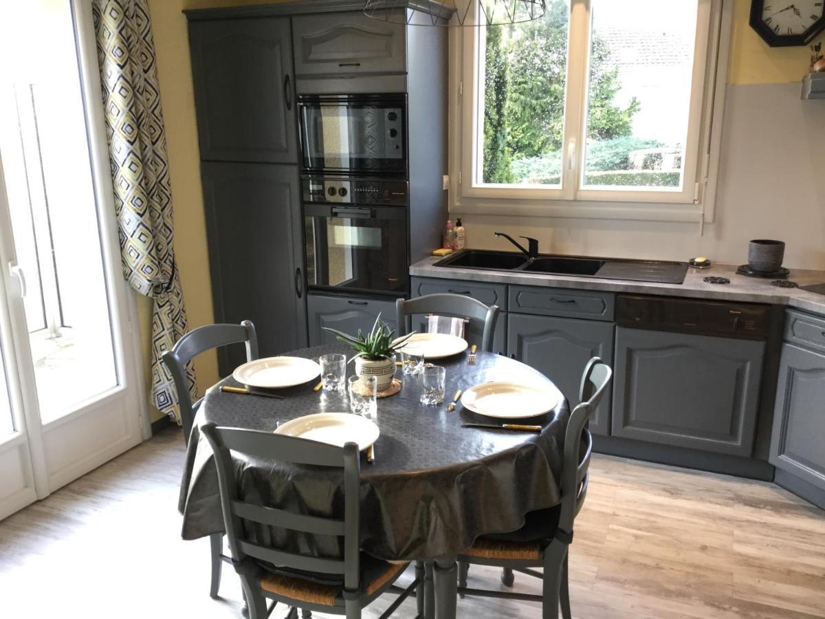 Coup De Coeur Assure ! Calm Comme A La Maison ! Maison Spacieuse Avec Grande Terrasse Pour 2 A 5 Personnes Proximite Granville Et Mer Avec Wifi Et Parking Gratuits Zewnętrze zdjęcie