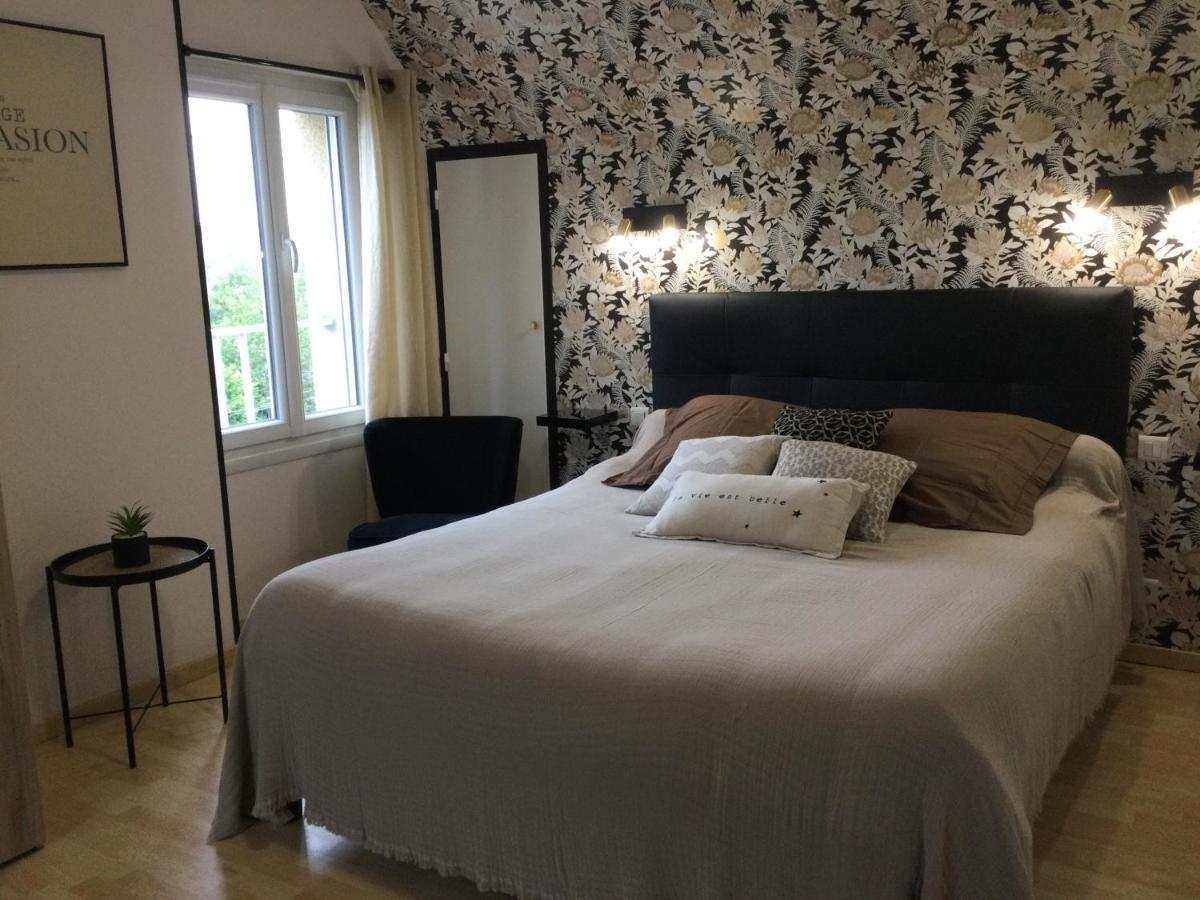 Coup De Coeur Assure ! Calm Comme A La Maison ! Maison Spacieuse Avec Grande Terrasse Pour 2 A 5 Personnes Proximite Granville Et Mer Avec Wifi Et Parking Gratuits Zewnętrze zdjęcie