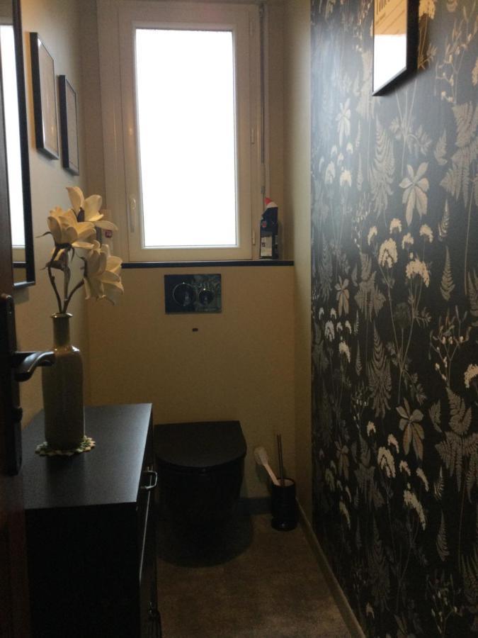 Coup De Coeur Assure ! Calm Comme A La Maison ! Maison Spacieuse Avec Grande Terrasse Pour 2 A 5 Personnes Proximite Granville Et Mer Avec Wifi Et Parking Gratuits Zewnętrze zdjęcie