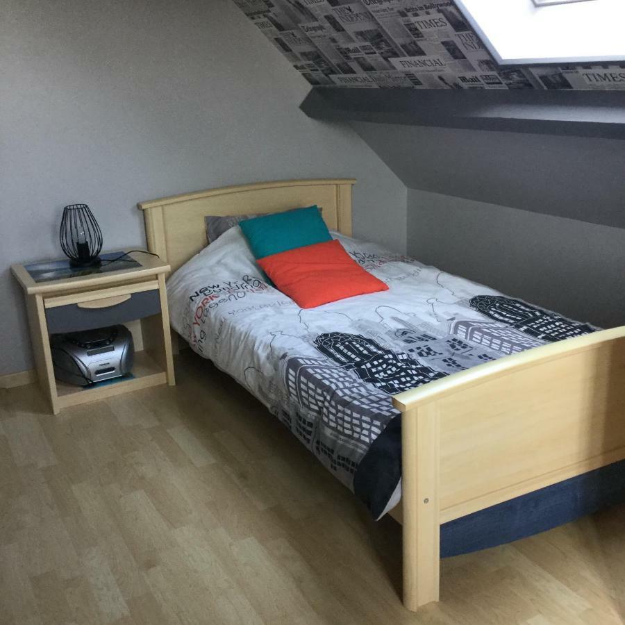 Coup De Coeur Assure ! Calm Comme A La Maison ! Maison Spacieuse Avec Grande Terrasse Pour 2 A 5 Personnes Proximite Granville Et Mer Avec Wifi Et Parking Gratuits Zewnętrze zdjęcie